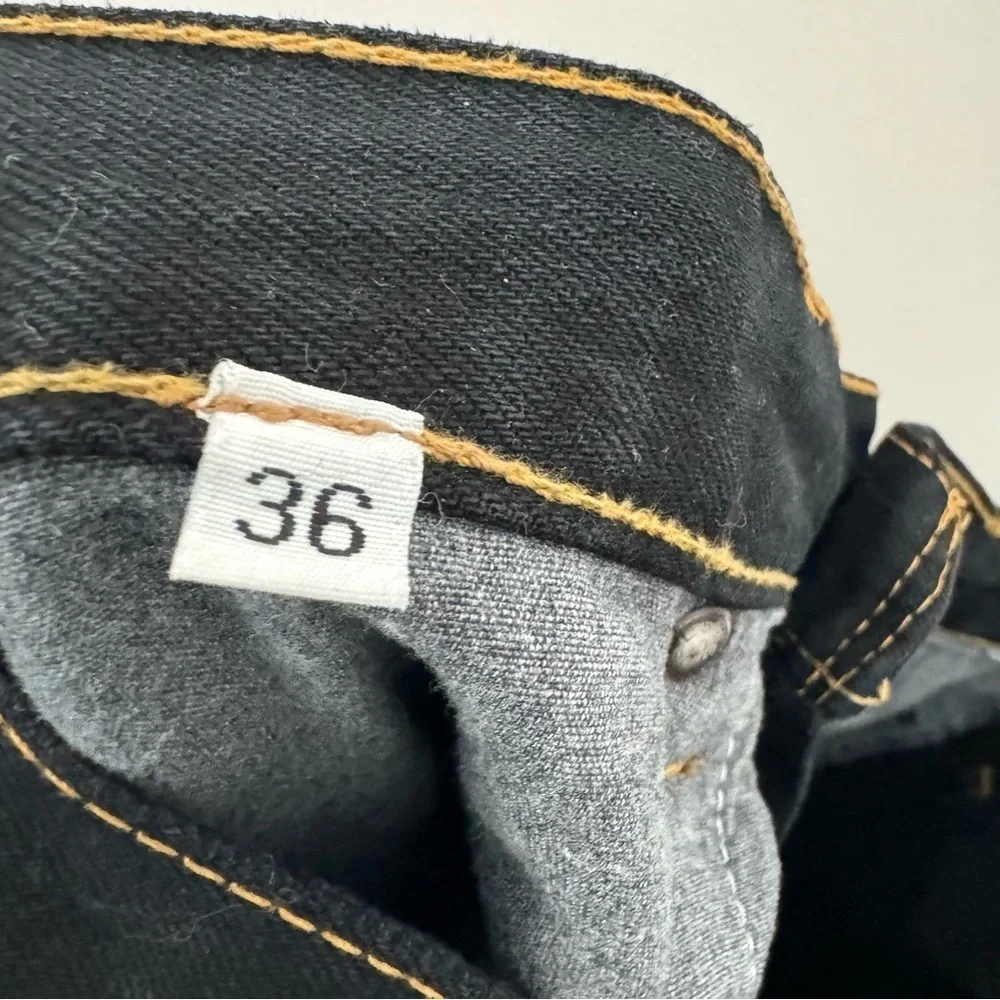 Levi’s 505‎ Straight Fit Black Jeans - 36/29